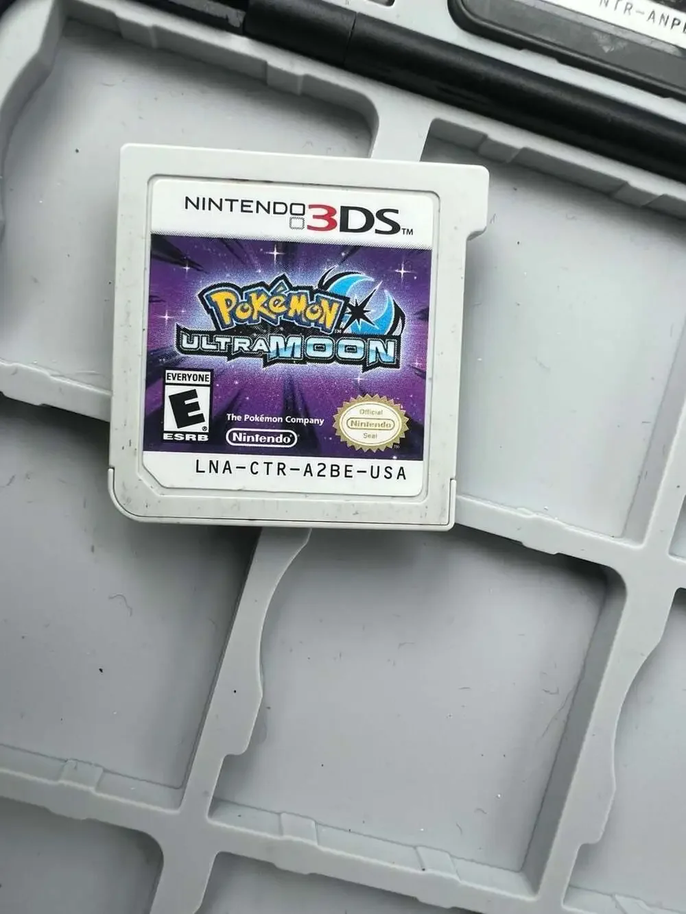 5 Nintendo 3DS & DS Game Lot - Pokemon Ultra Moon, Alpha Sapphire, Zelda + Case